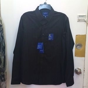 Matters Apartment 9 premier Flex slim fit size medium⚫️ shirt with gray stripes